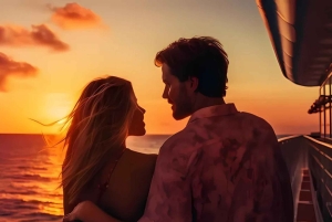 푸켓 제임스 본드 아일랜드 카누 & 선셋 요트 디너