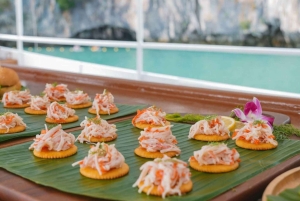 푸켓 제임스 본드 아일랜드 카누 & 선셋 요트 디너