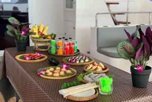 푸켓 제임스 본드 아일랜드 카누 & 선셋 요트 디너