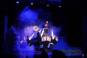 Phuket: Junkyard Theatre Dinner and Show - Peruslippu: Junkyard Theatre Dinner and Show - Standard Ticket
