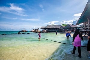 Phuket : Aventure d'une demi-journée en bateau à grande vitesse dans les îles Khai