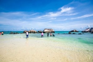 Phuket : Aventure d'une demi-journée en bateau à grande vitesse dans les îles Khai