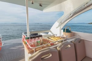 Phuket/Khao Lak: Premium Powercat do wysp Phi Phi i Khai