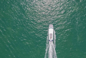 Phuket/Khao Lak: Premium Powercat to Phi Phi & Khai Islands