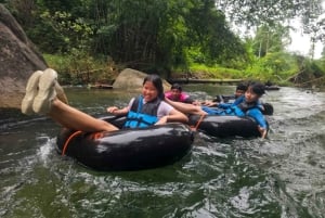 Phuket: Khao Lak-tour met bamboe-raft, ATV, zipline en lunch