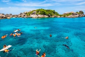 Phuket/Khaolak: Heldags båd- og snorkeltur på Similan-øerne