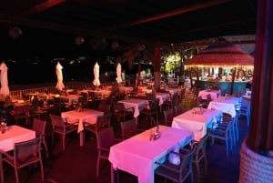 プーケット：クドー・ビーチクラブ入場券（セットメニュー付き）