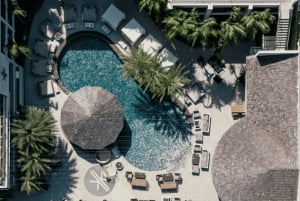 プーケット：クドー・ビーチクラブ入場券（セットメニュー付き）