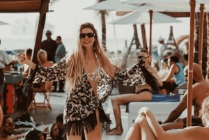 Phuket: Entrada al Kudo Beach Club con menú fijo