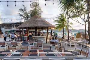 Phuket: Entrada al Kudo Beach Club con menú fijo