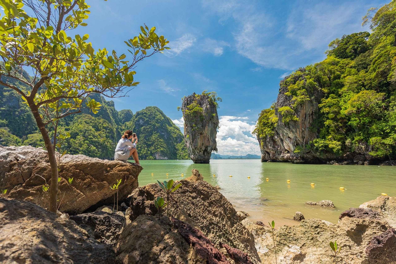 Phuket: Tour di un giorno in motoscafo delle isole Yao e del James Bond pigro