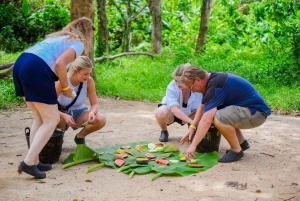 푸껫: 릴리 코끼리 보호소 - 정글에서 바다까지 탐험하기