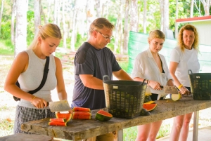 푸껫: 릴리 코끼리 보호소 - 정글에서 바다까지 탐험하기