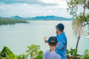 푸껫: 릴리 코끼리 보호소 - 정글에서 바다까지 탐험하기