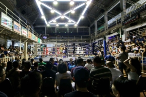 Phuket: Live Muay Thai im Bangla Boxing Stadium mit T-Shirt