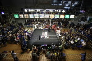 Phuket: Live Muay Thai im Bangla Boxing Stadium mit T-Shirt