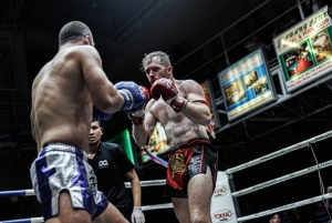 Phuket: Live Muay Thai im Bangla Boxing Stadium mit T-Shirt