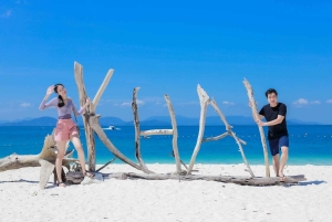 푸켓 마야 베이와 카이 섬으로 떠나는 럭셔리 카타마란 크루즈