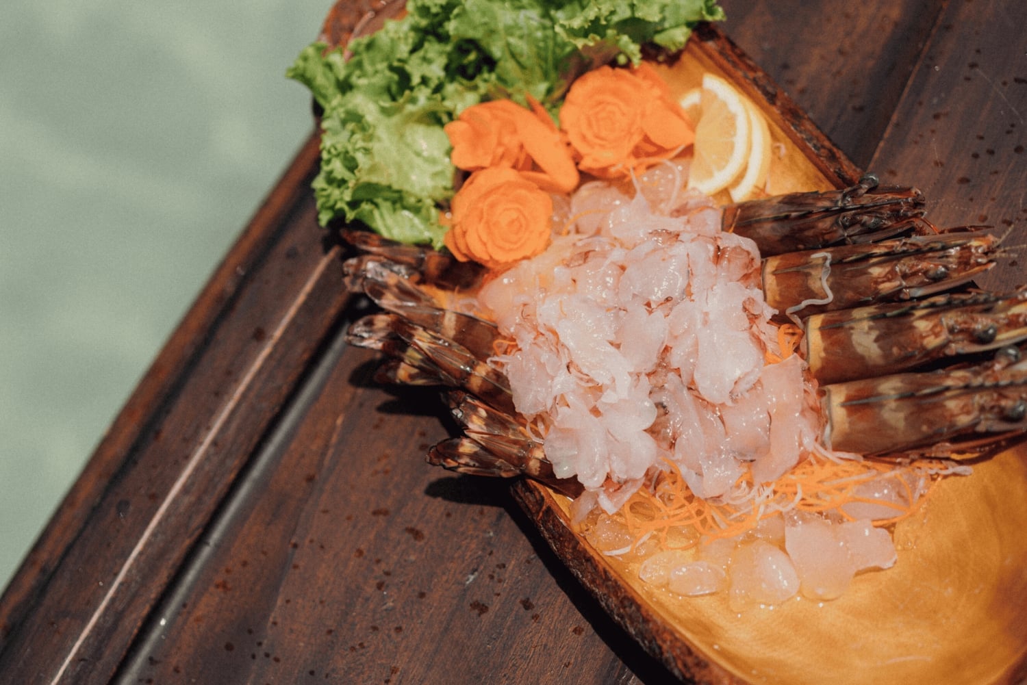 Phuket: Lyxig upplevelse med öluffning med longtailbåt