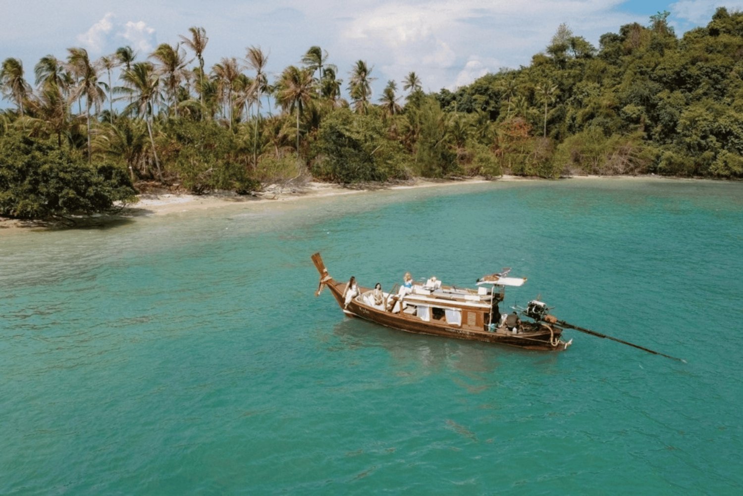 Phuket: Luxury Private Longtail Boat Islands Discovery Tour