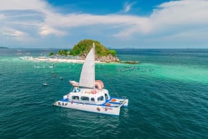 Phuket : excursion d'une demi-journée en yacht vers les îles Maiton et Khai