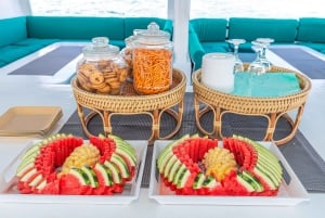 Phuket : excursion d'une demi-journée en yacht vers les îles Maiton et Khai