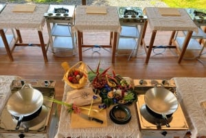 Phuket: Naidee Thai Cooking Class with Chef Ern