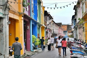 プーケット旧市街：フード｜アート｜タウン：トラブストア OG F.A.Tツアー