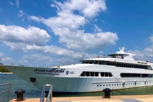 Phuket: Enkeltransfer med färja från Phuket till RaiLay