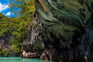 Phuket : James Bond-øyene i Phang Nga Bay med hurtiggående katamaran