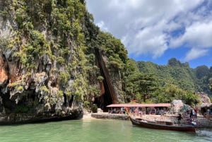 Phuket : Phang Nga Bay James Bond -saaret nopeuskatamaraanilla