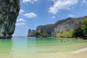 Phuket : sortie en bateau à longue queue privé dans la baie de Phang Nga