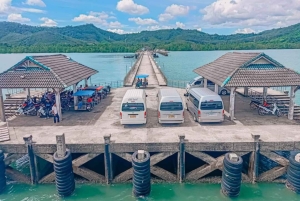 Phuket : sortie en bateau à longue queue privé dans la baie de Phang Nga