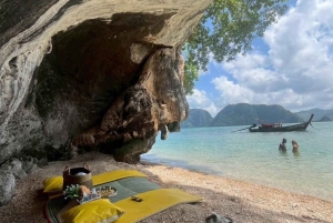 Phuket : sortie en bateau à longue queue privé dans la baie de Phang Nga