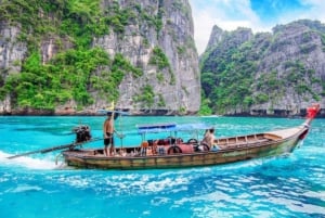 Phuket: Phi Phi ja Khai Island Speedboat tai katamaraanikierros.