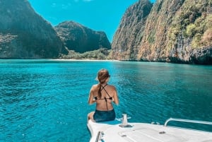 Phuket: Wycieczka 1-dniowa Phi Phi & Bamboo Island z lunchem w formie bufetu