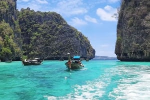 Phuket: Phi Phi & Bamboo Islands Schnorcheln mit dem Schnellboot