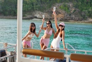 Phuket: Phi Phi, Bamboo, Maiton, Maya -pikakatamaraanikierros