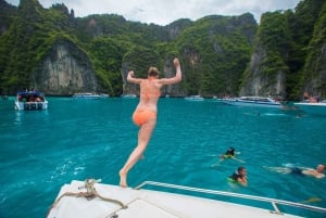 Phuket: Phi Phi Inselhopping Tagestour mit dem Schnellboot