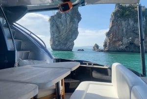 Пхукет: однодневный тур на роскошной яхте по острову Пхи-Пхи и заливу Майя