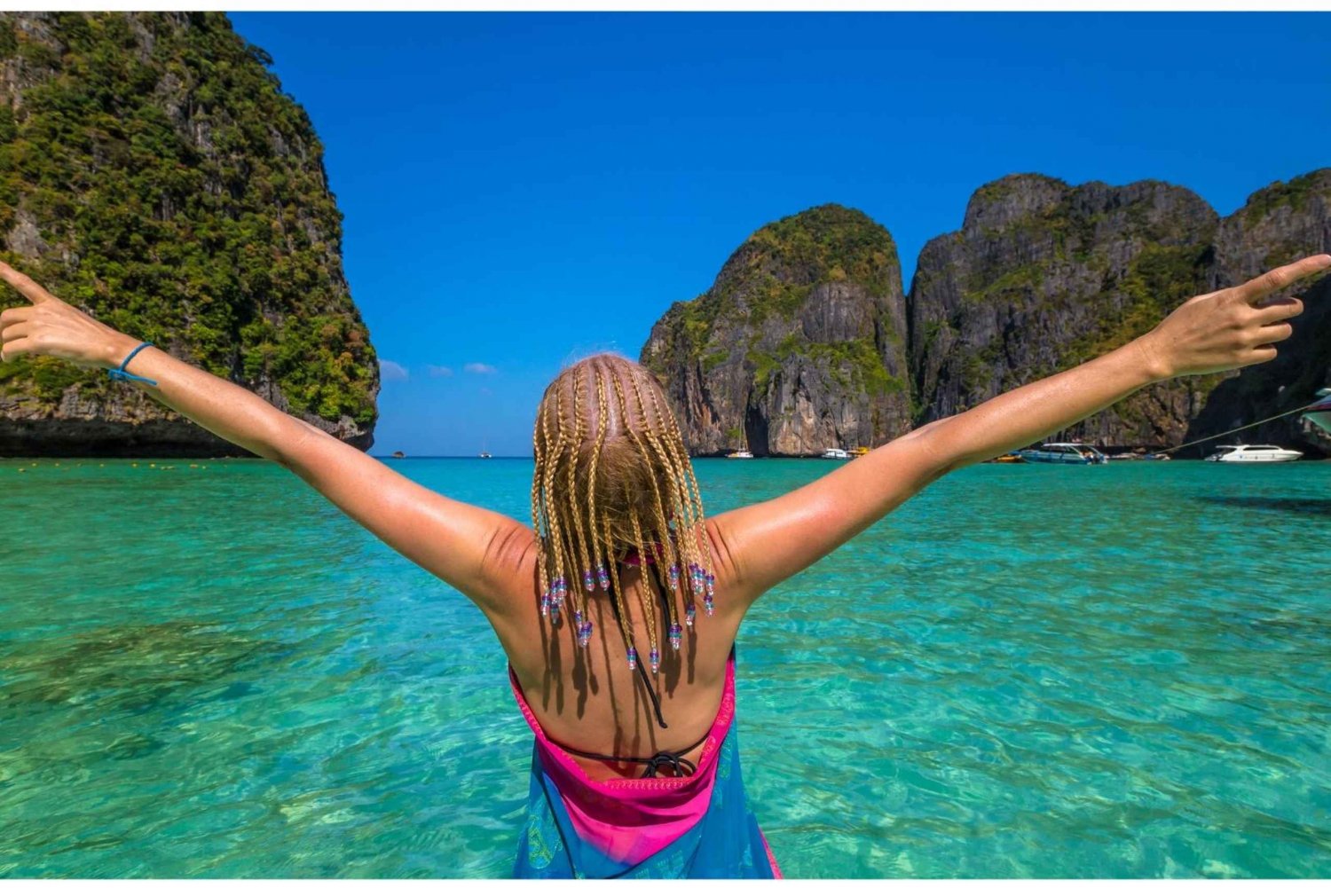 Phuket: Phi Phi Island Trip med motorbåt med lunch