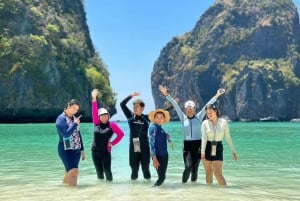 Phuket: Wycieczka 1-dniowa na wyspy Phi Phi i do zatoki Maya z lunchem