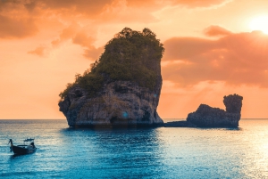 Phuket: Early Phi Phi Islands with Snorkeling & Buffet Lunch