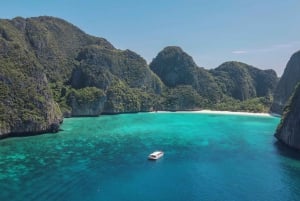 Phuket: Phi Phi Islands Day-Trip by Speed Catamaran