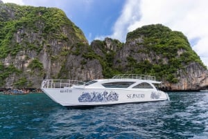 Phuket: Phi Phi-øerne - dagstur med hurtig katamaran