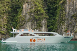 Phuket: Dagsutflykt till Phi Phi-öarna med måltider och transfer