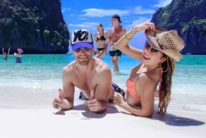 Phuket: Phi Phi ja Khai Island Speedboat tai katamaraanikierros.