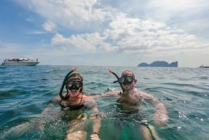 Phuket: Privat dagstur til Phi Phi og Khai-øyene