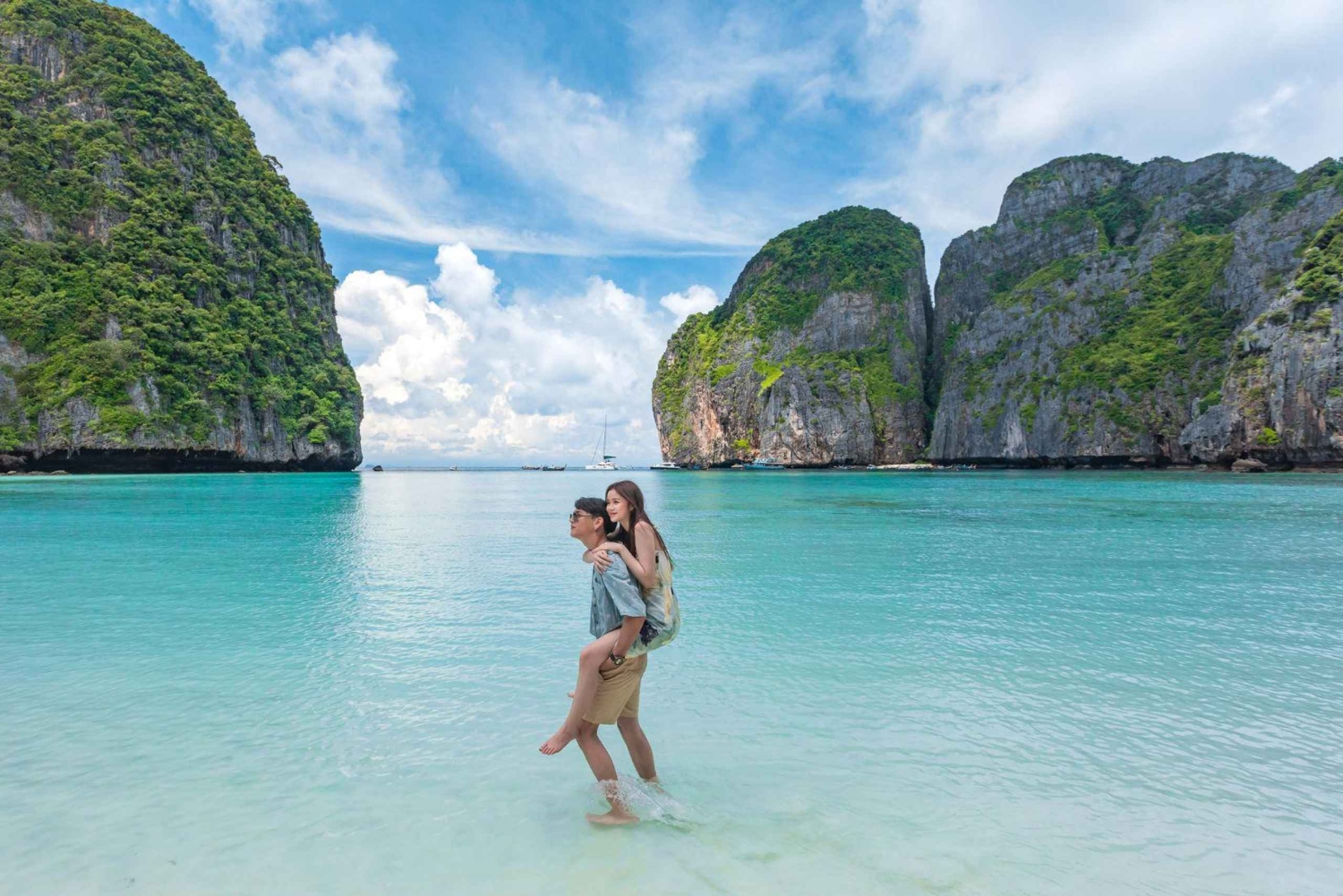 Phuket: Phi Phi Khai tai Maiton Island pikaveneellä/katamaraanilla