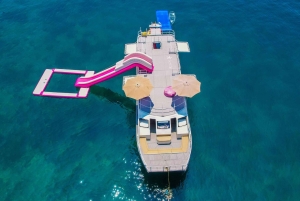 Phuket: Phi Phi Khai tai Maiton Island pikaveneellä/katamaraanilla